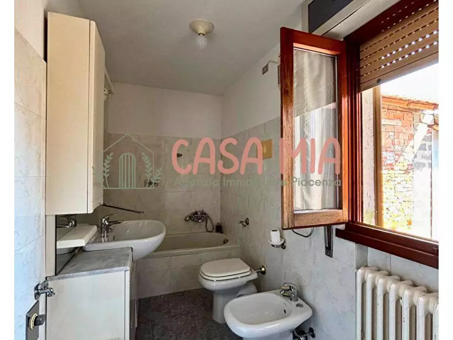 Immagine 28 di Casa semindipendente in vendita  in bosco tosca a Castel San Giovanni