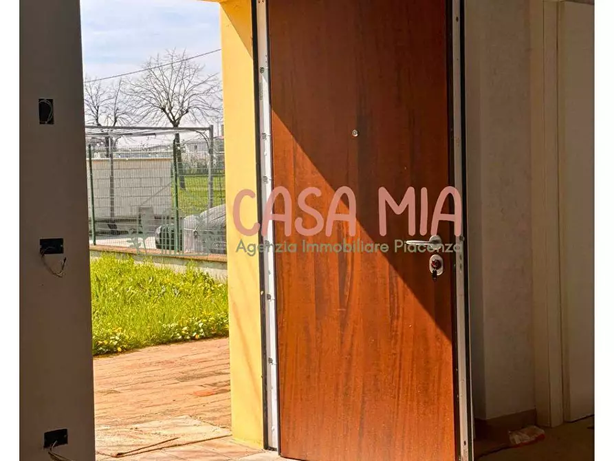 Immagine 9 di Villetta a schiera in vendita  in strada padana inferiore a Caorso