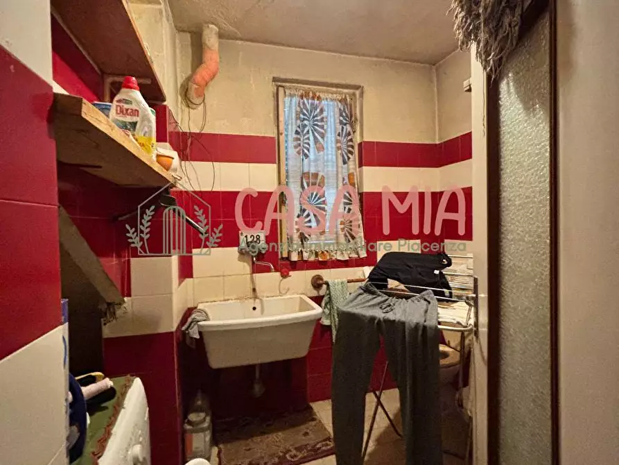 Immagine 18 di Villa in vendita  in Località travazzano a Carpaneto Piacentino