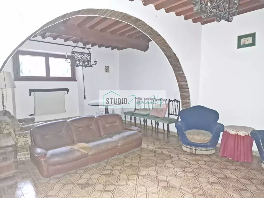 Immagine 8 di Rustico / casale in vendita  in Via vecchia provinciale a Camaiore