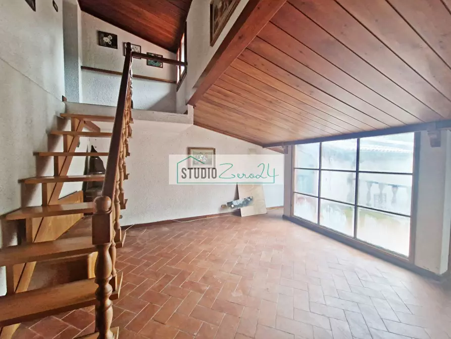 Immagine 29 di Rustico / casale in vendita  in Via vecchia provinciale a Camaiore