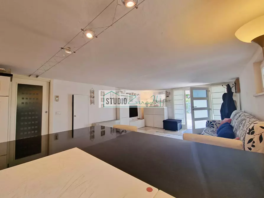 Immagine 15 di Casa semindipendente in vendita  in via maddalena a Camaiore