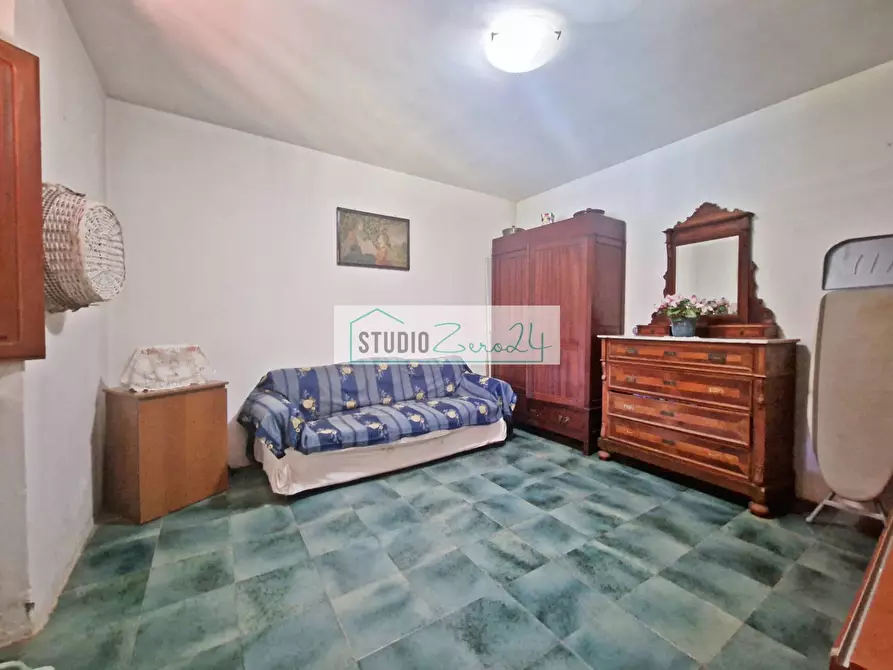 Immagine 8 di Casa semindipendente in vendita  in Via di Contra a Camaiore