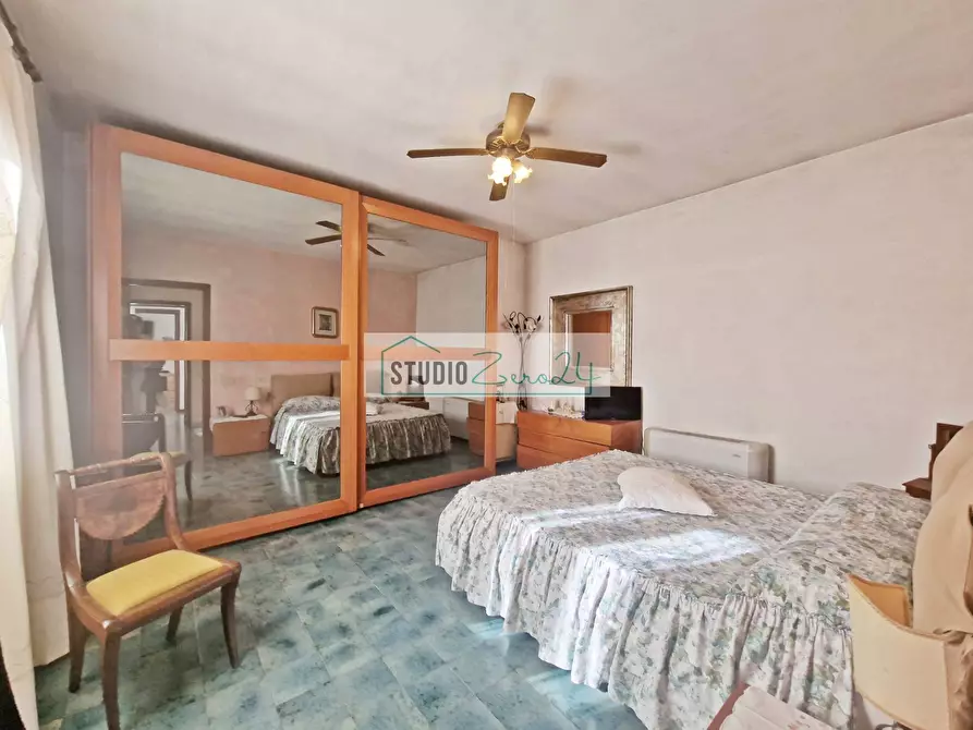 Immagine 18 di Casa semindipendente in vendita  in Via di Contra a Camaiore