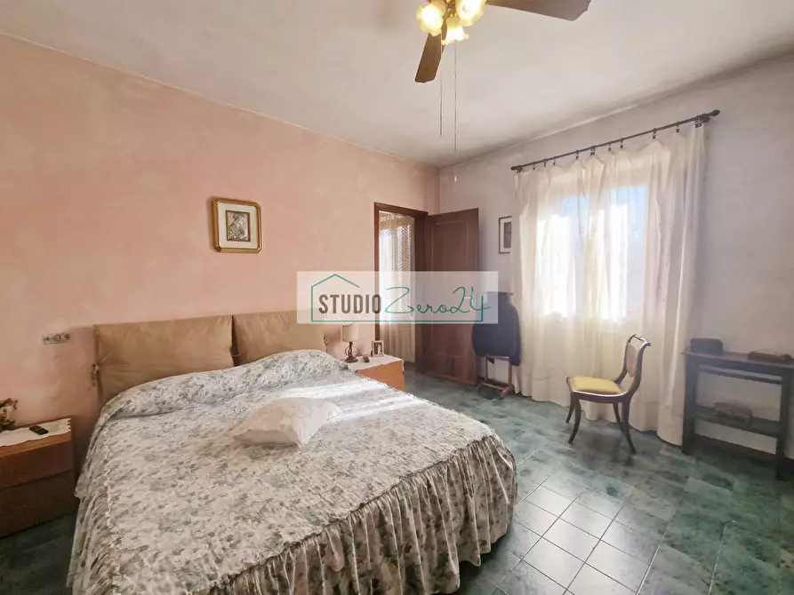 Immagine 19 di Casa semindipendente in vendita  in Via di Contra a Camaiore