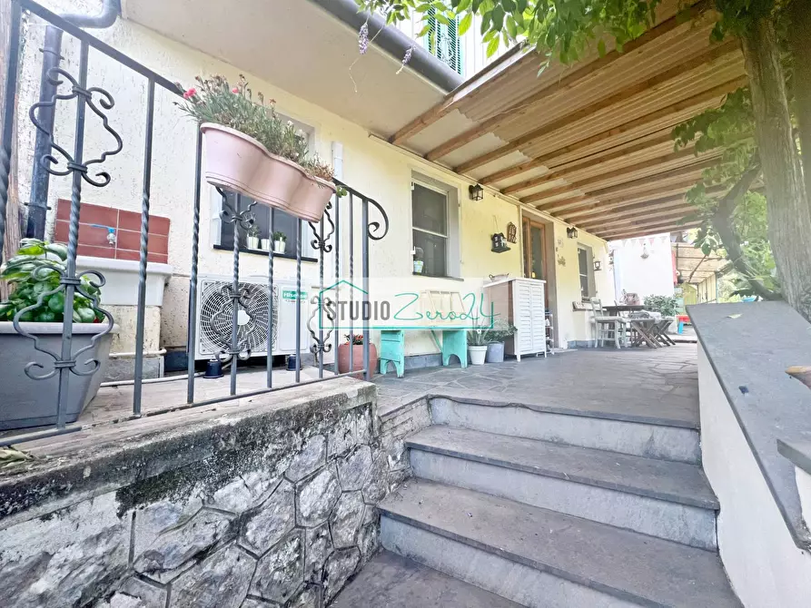 Immagine 4 di Casa indipendente in vendita  in via Mandria a Camaiore
