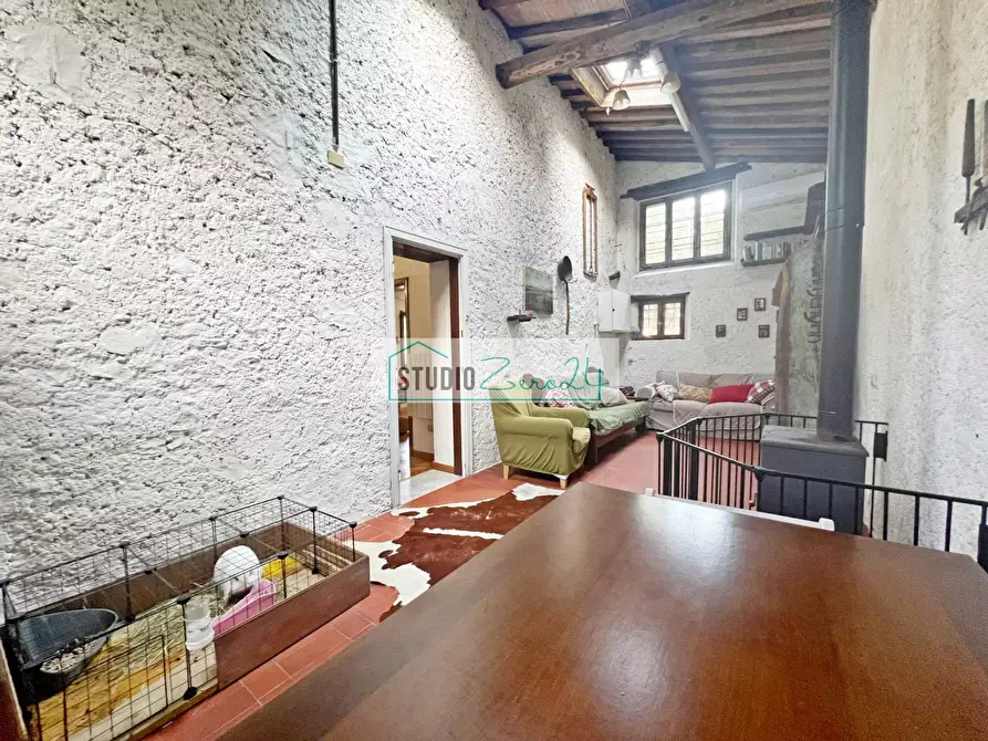 Immagine 26 di Casa indipendente in vendita  in via Mandria a Camaiore