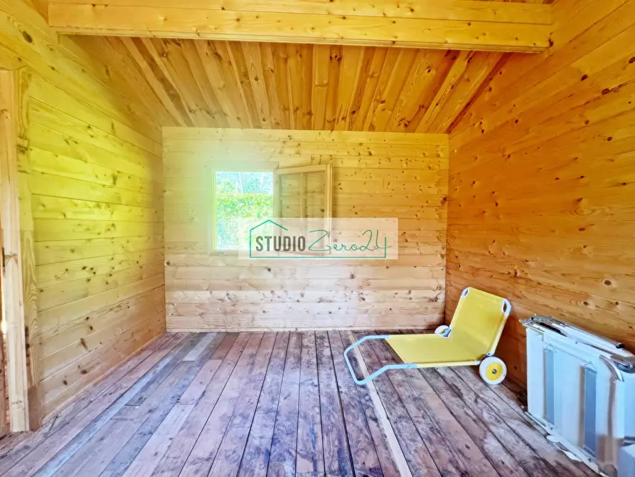 Immagine 4 di Terreno agricolo in vendita  in Via delle Silerchie a Camaiore