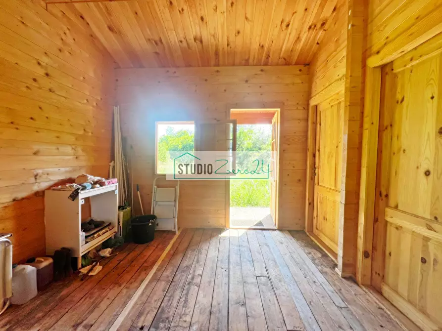 Immagine 5 di Terreno agricolo in vendita  in Via delle Silerchie a Camaiore