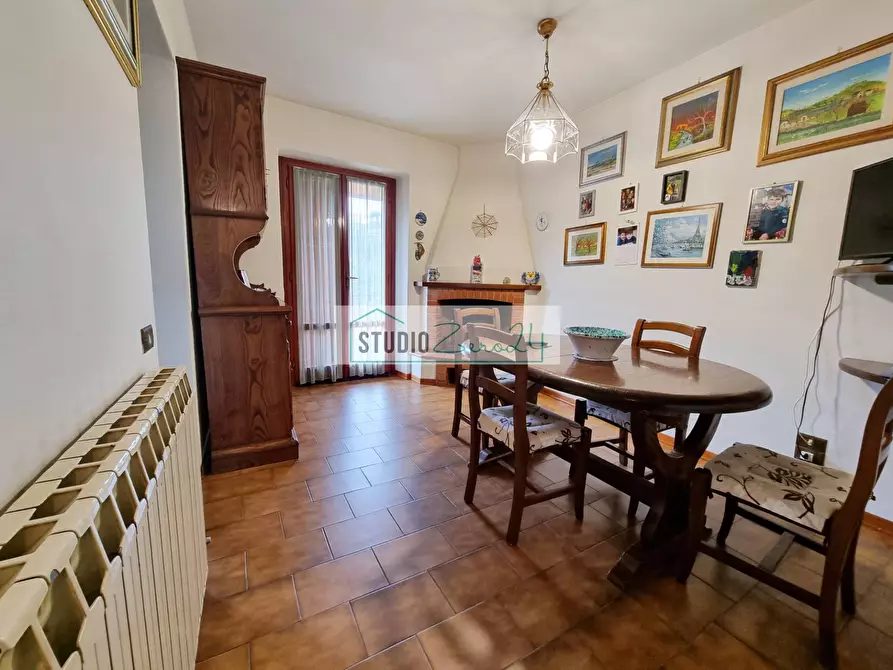 Immagine 11 di Casa semindipendente in vendita  in via bottaro a Camaiore