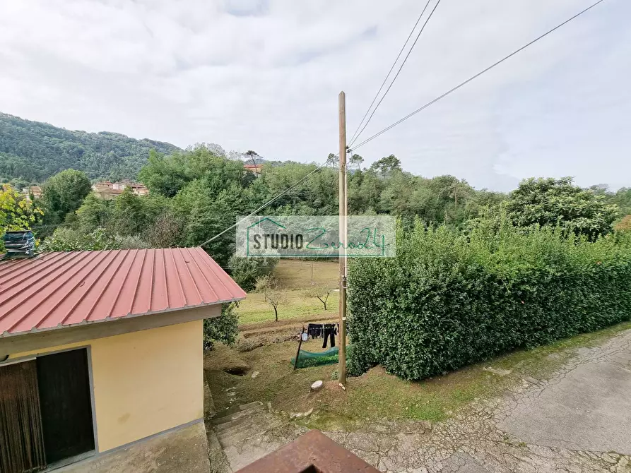 Immagine 17 di Casa semindipendente in vendita  in via bottaro a Camaiore