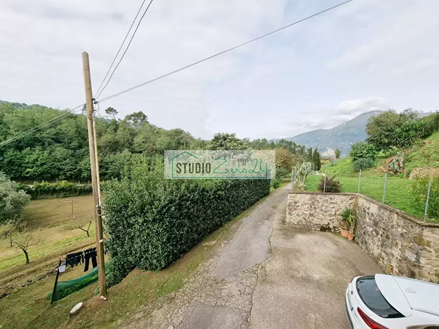 Immagine 18 di Casa semindipendente in vendita  in via bottaro a Camaiore