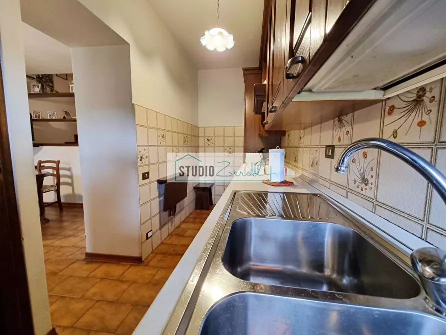 Immagine 23 di Casa semindipendente in vendita  in via bottaro a Camaiore