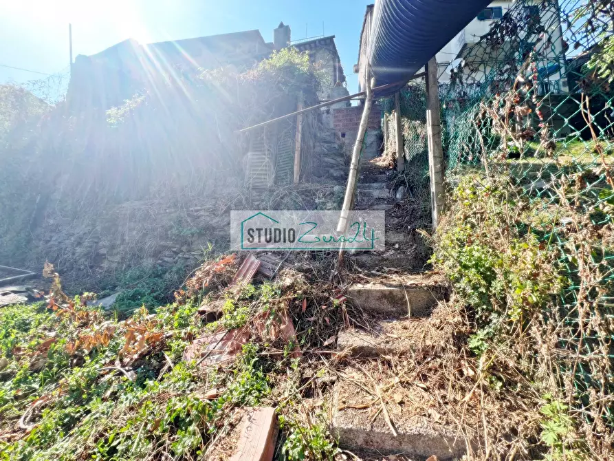 Immagine 25 di Casa semindipendente in vendita  in Via dei Tardoni a Camaiore