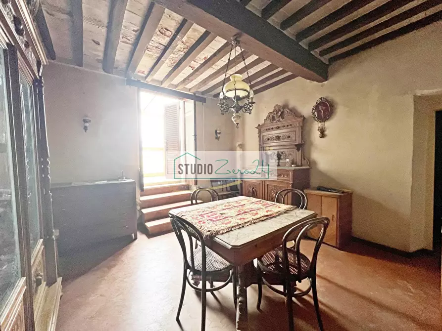 Immagine 4 di Rustico / casale in vendita  in Via del Castello a Camaiore