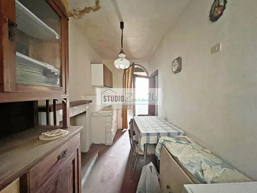 Immagine 9 di Rustico / casale in vendita  in Via del Castello a Camaiore