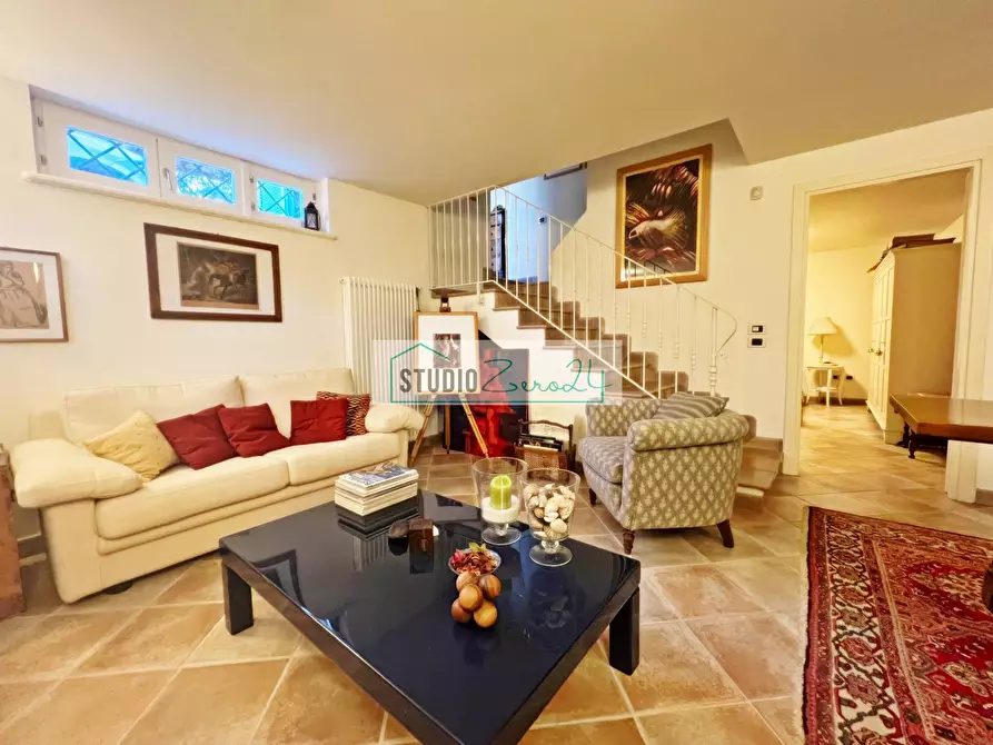 Immagine 20 di Casa bifamiliare in vendita  in Via Savoia a Camaiore