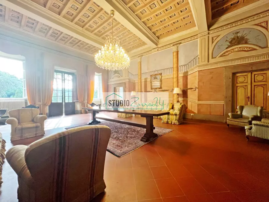 Immagine 10 di Villa in vendita  in Via Sandro Pertini a Camaiore