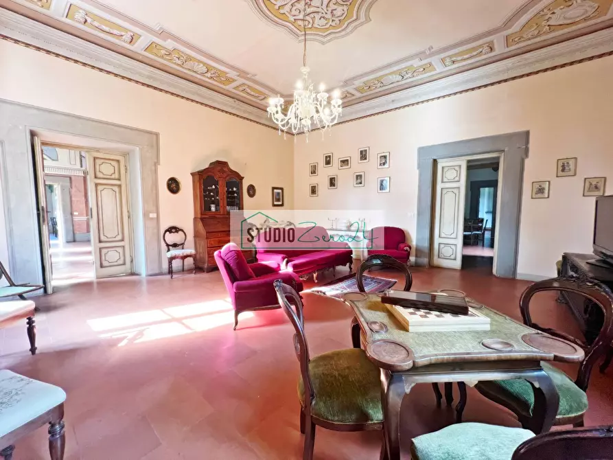 Immagine 20 di Villa in vendita  in Via Sandro Pertini a Camaiore