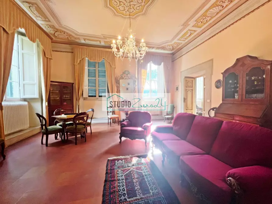 Immagine 23 di Villa in vendita  in Via Sandro Pertini a Camaiore