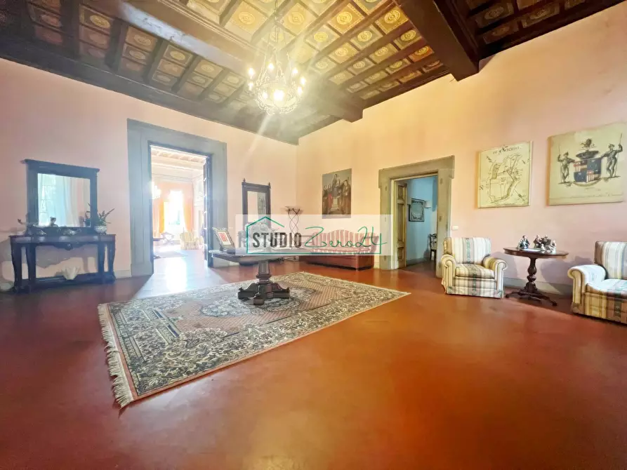 Immagine 29 di Villa in vendita  in Via Sandro Pertini a Camaiore