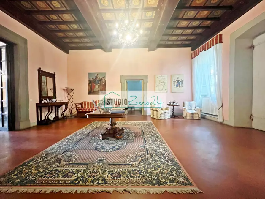 Immagine 30 di Villa in vendita  in Via Sandro Pertini a Camaiore