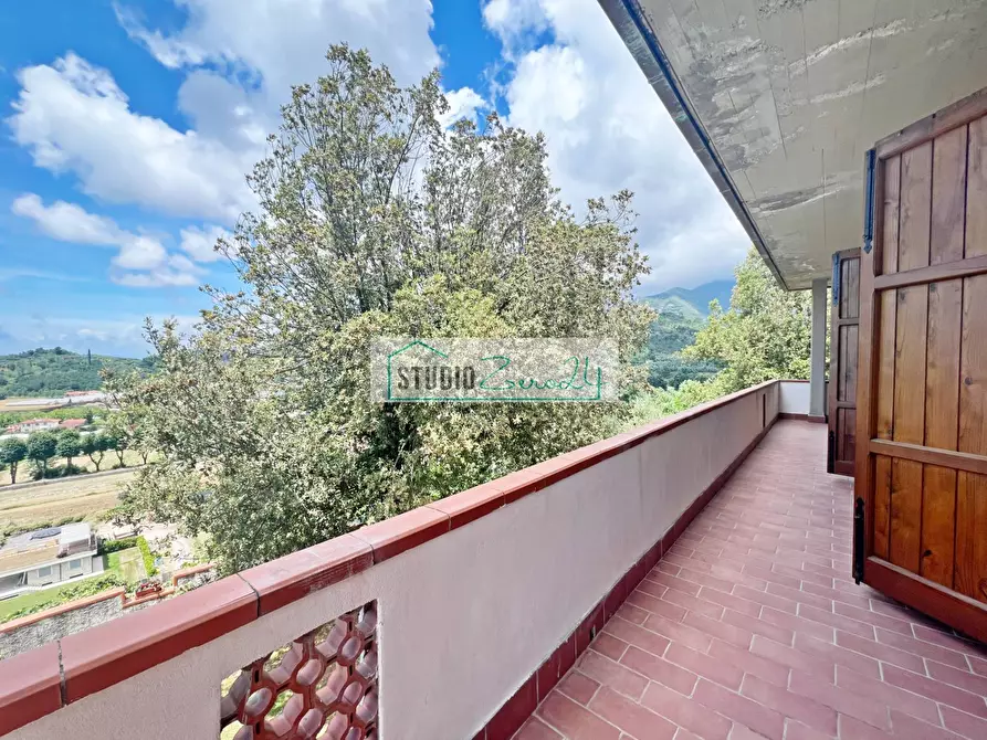 Immagine 18 di Villa in vendita  in Via delle Capanne a Camaiore