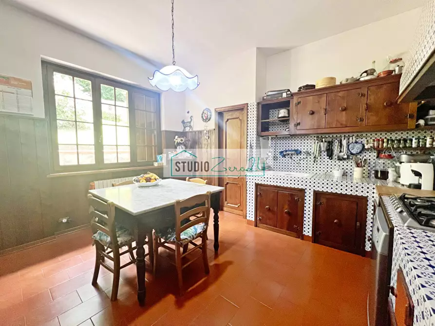 Immagine 22 di Villa in vendita  in Via delle Capanne a Camaiore