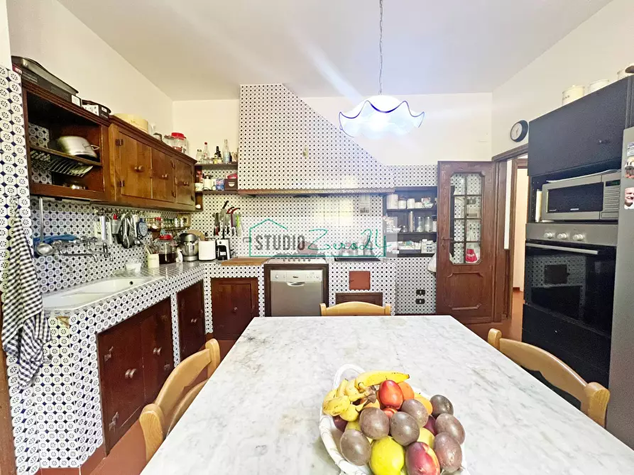 Immagine 25 di Villa in vendita  in Via delle Capanne a Camaiore