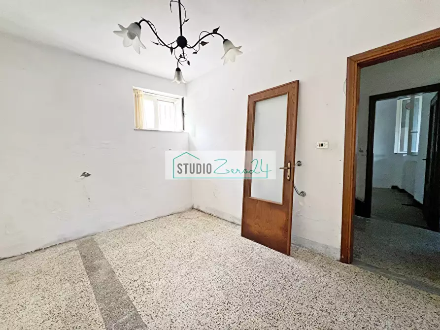 Immagine 11 di Casa semindipendente in vendita  in via delle Grotte a Camaiore