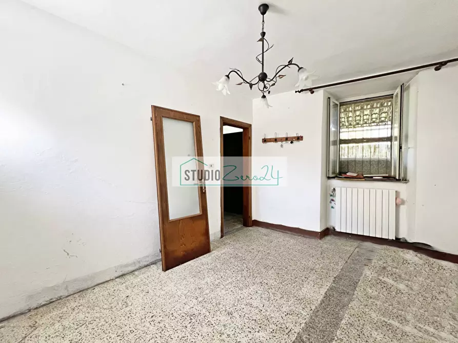 Immagine 12 di Casa semindipendente in vendita  in via delle Grotte a Camaiore