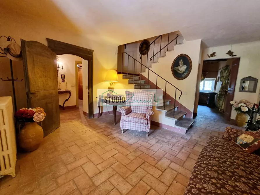 Immagine 10 di Villa in vendita  in via cafaggio a Camaiore