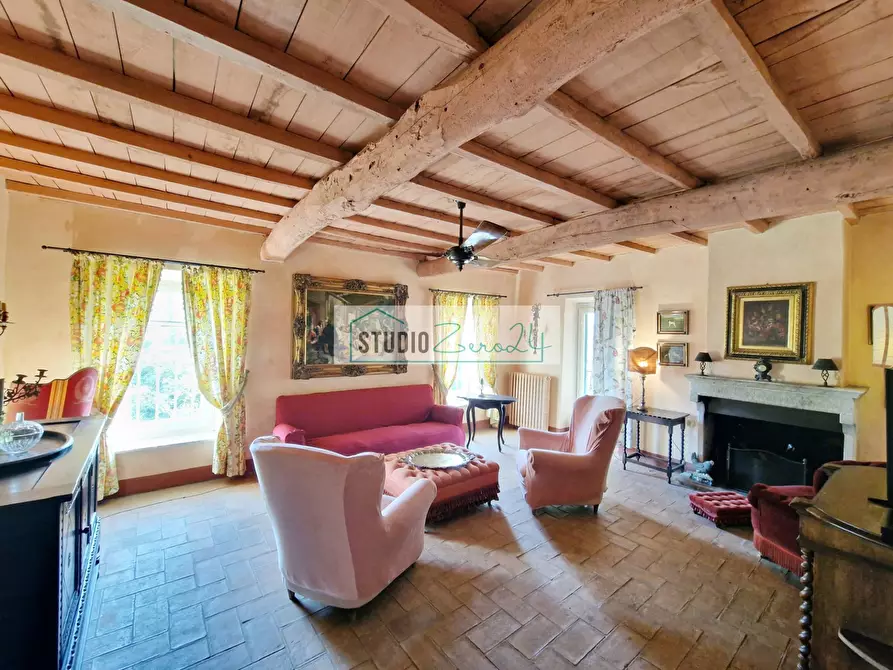 Immagine 15 di Villa in vendita  in via cafaggio a Camaiore