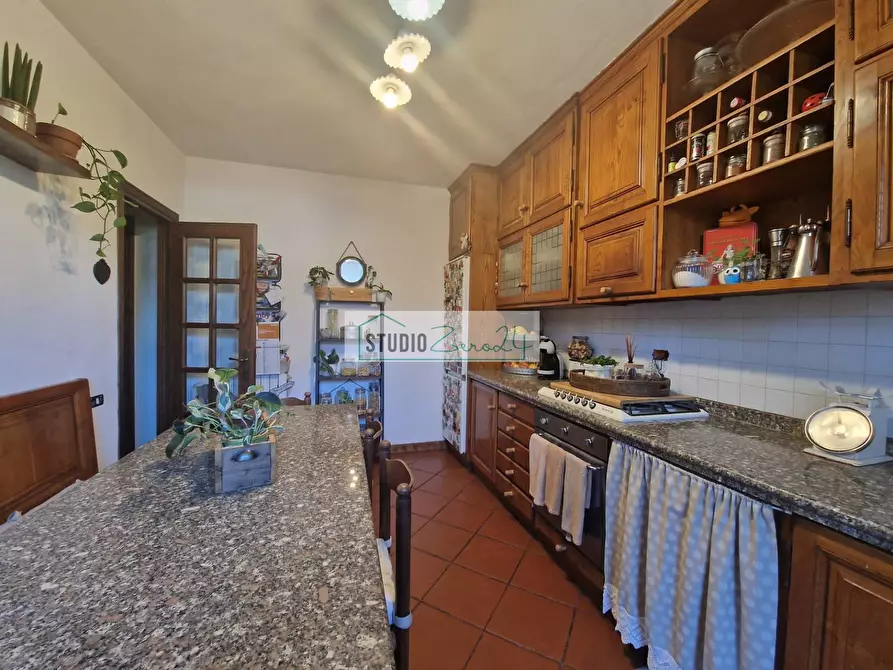 Immagine 22 di Casa bifamiliare in vendita  in Via Mincio a Camaiore