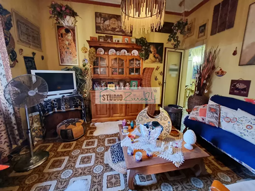 Immagine 10 di Villa in vendita  in via della serra a Camaiore