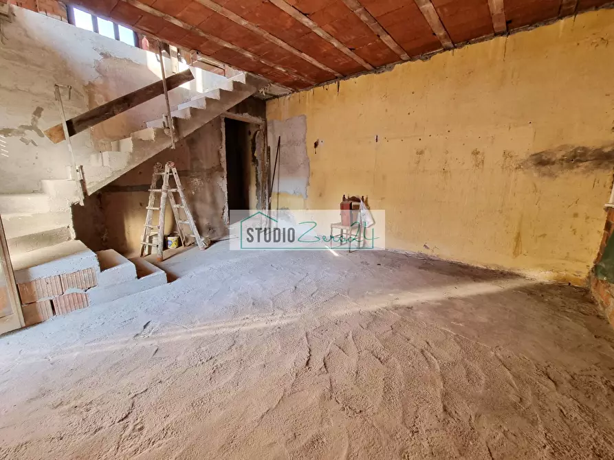 Immagine 21 di Villa in vendita  in via della serra a Camaiore