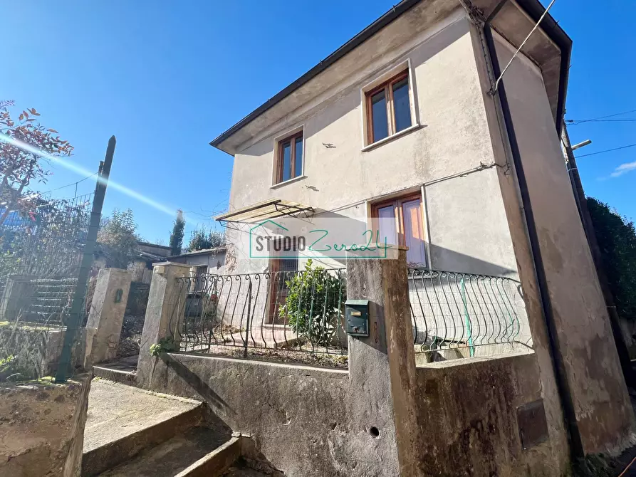 Immagine 1 di Rustico / casale in vendita  in via Fondi a Camaiore