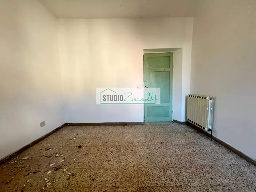 Immagine 15 di Rustico / casale in vendita  in via Fondi a Camaiore