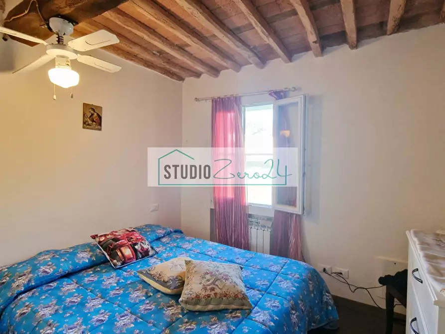 Immagine 13 di Casa semindipendente in vendita  in corte giannoni a Camaiore