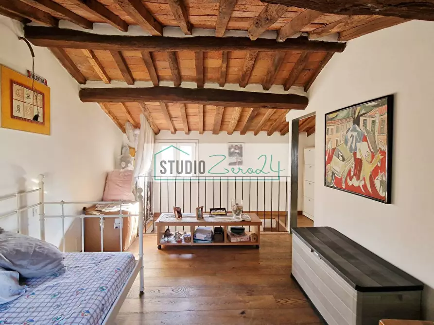 Immagine 20 di Casa semindipendente in vendita  in corte giannoni a Camaiore