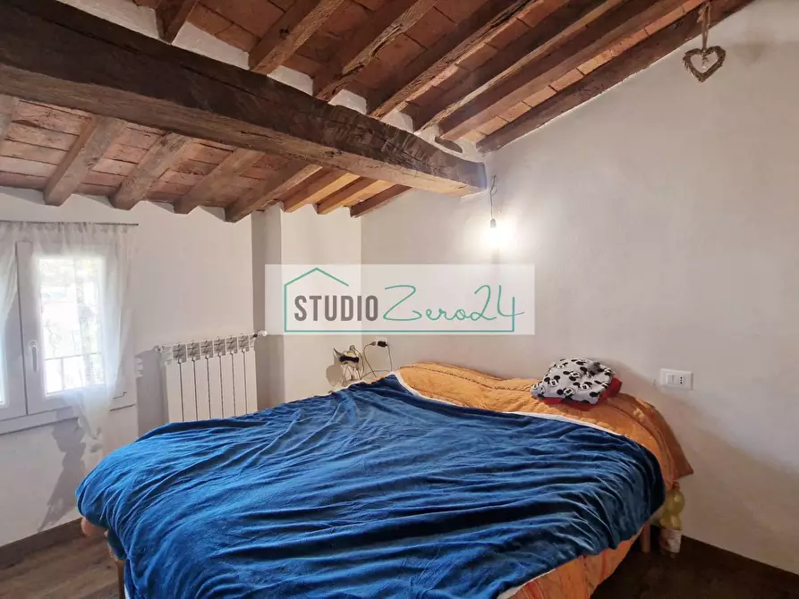 Immagine 21 di Casa semindipendente in vendita  in corte giannoni a Camaiore