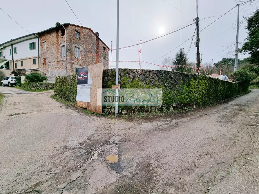 casa semindipendente in vendita a Camaiore