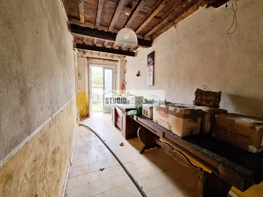 Immagine 9 di Casa semindipendente in vendita  in via degli antichi a Camaiore
