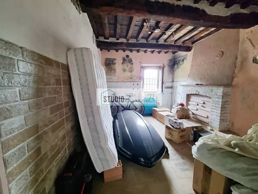 Immagine 11 di Casa semindipendente in vendita  in via degli antichi a Camaiore