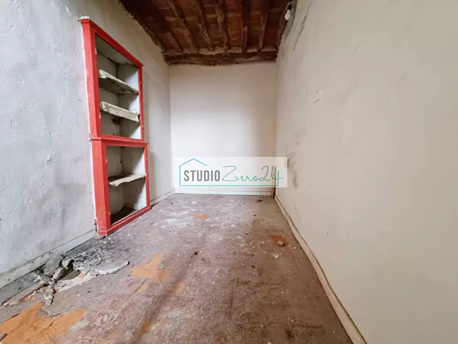 Immagine 17 di Casa semindipendente in vendita  in via degli antichi a Camaiore