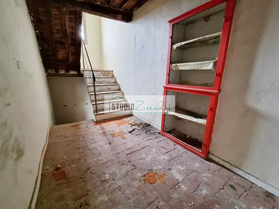 Immagine 19 di Casa semindipendente in vendita  in via degli antichi a Camaiore