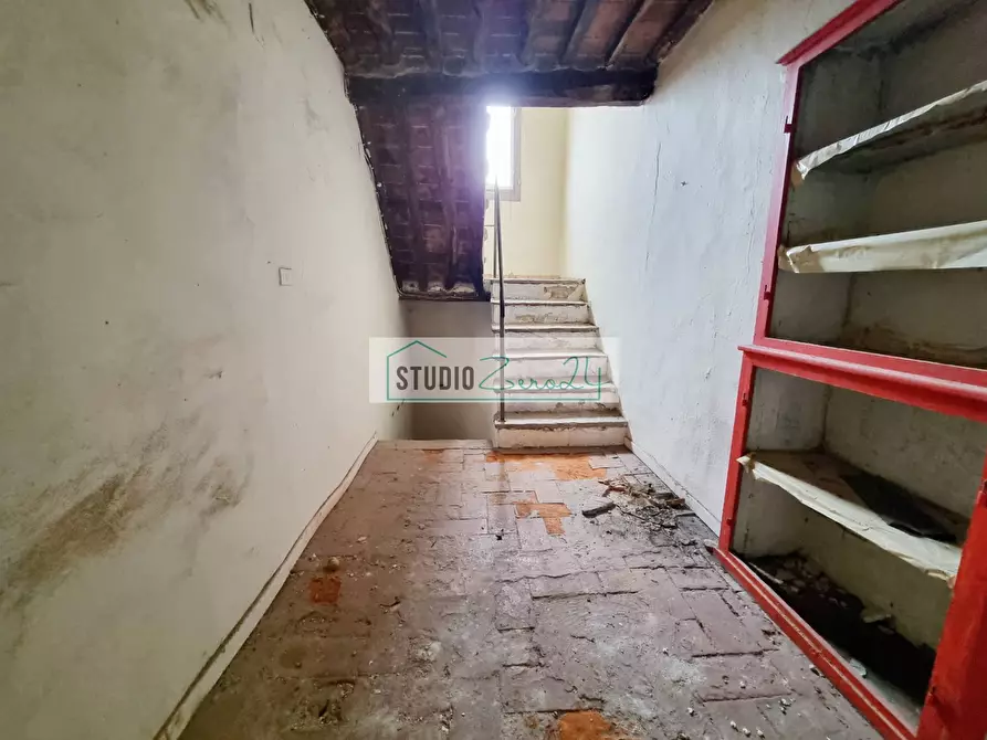 Immagine 20 di Casa semindipendente in vendita  in via degli antichi a Camaiore