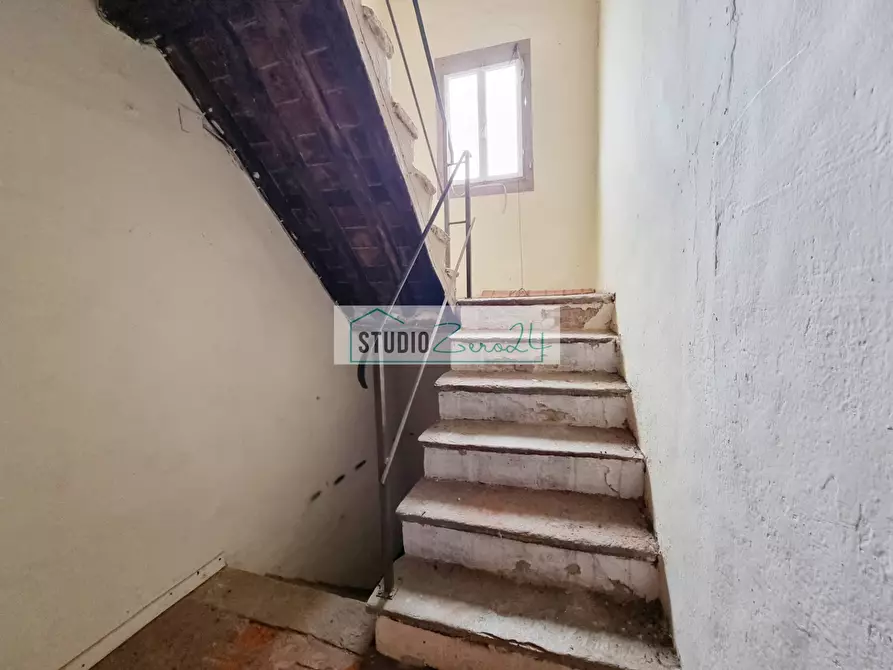 Immagine 23 di Casa semindipendente in vendita  in via degli antichi a Camaiore