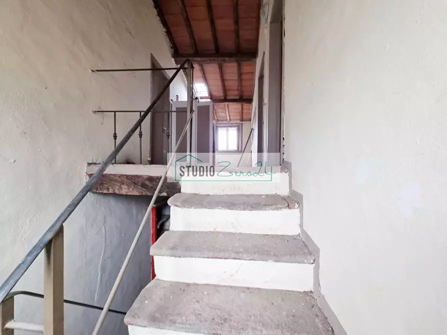 Immagine 24 di Casa semindipendente in vendita  in via degli antichi a Camaiore