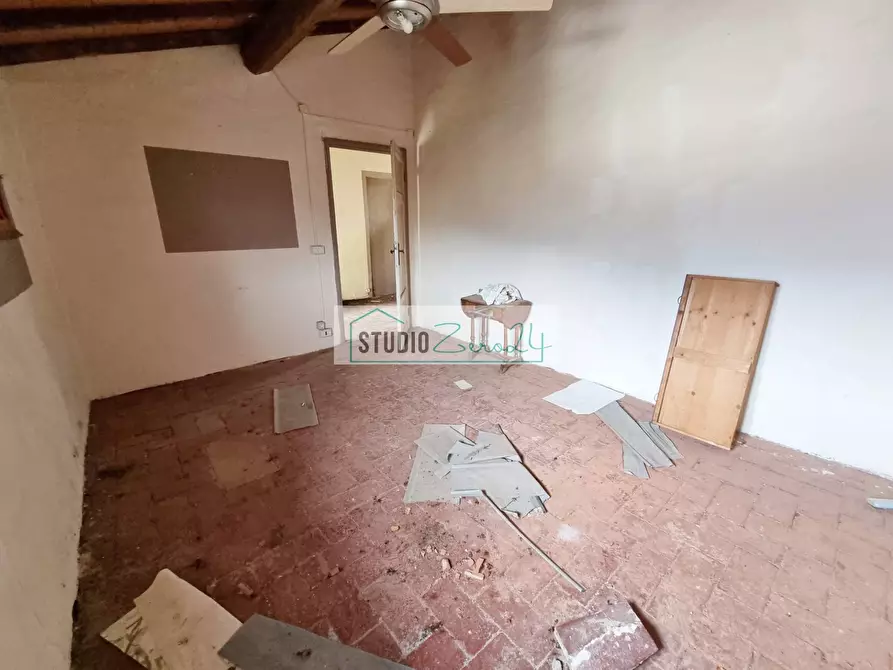 Immagine 30 di Casa semindipendente in vendita  in via degli antichi a Camaiore